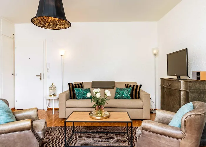 Junior Modern.20 * Ascona